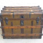 Lote: 72 - Lote: 72 - Baul antiguo