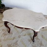 Lote: 37 - Lote: 37 - Mesa de sala Victoriana