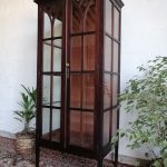 Lote: 103 - Lote: 103 - Vitrina en roble