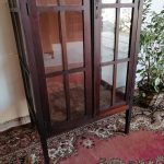 Lote: 103 - Lote: 103 - Vitrina en roble