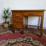 Lote: 102 - Lote: 102 - Escritorio en cedro