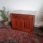Lote: 100 - Lote: 100 - Mueble bajo en cedro