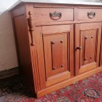 Lote: 100 - Lote: 100 - Mueble bajo en cedro