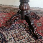 Lote: 101 - Lote: 101 - Mesa de sala Victoriana