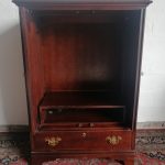 Lote: 112 - Lote: 112 - Mueble TV Americano