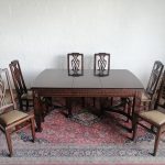 Lote: 91 - Lote: 91 - Juego de comedor 6 sillas en cedro