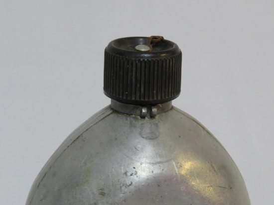 Lote: 42 - Lote: 42 - Cantimplora militar