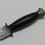 Lote: 157 - Lote: 157 - Cuchillo militar