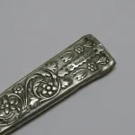 Lote: 148 - Lote: 148 - Lote de metal blanco
