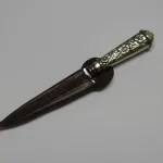 Lote: 172 - Lote: 172 - Cuchillo verijero