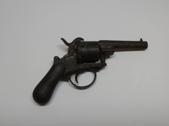 Lote: 226 - Lote: 226 - Revolver antiguo