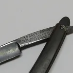 Lote: 128 - Lote: 128 - Navaja de barbero