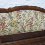 Lote: 124 - Lote: 124 - Cama y mesas de noche Luis XVI