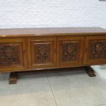 Lote: 141 - Lote: 141 - Comedor Tudor en pitiribí