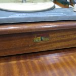 Lote: 62 - Lote: 62 - Mueble tocadisco