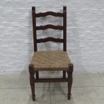 Lote: 73 - Lote: 73 - Silla con asiento en totora