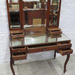 Lote: 129 - Lote: 129 - Toilette frances
