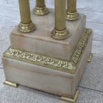 Lote: 115 - Lote: 115 - Pedestal Imperio