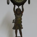 Lote: 110 - Lote: 110 - Reloj de mesa