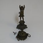 Lote: 110 - Lote: 110 - Reloj de mesa