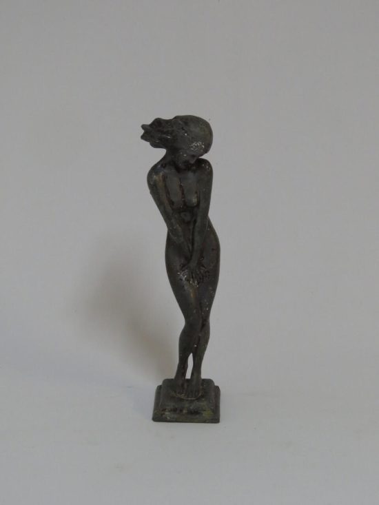 Lote: 27 - Lote: 27 - Estatuilla de plomo