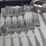 Lote: 107 - Lote: 107 - Juego de cubiertos