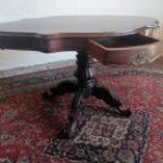 Lote: 61 - Lote: 61 - Mesa de sala Victoriana