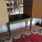 Lote: 157 - Lote: 157 - Aparador cristalero Oriental