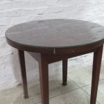Lote: 48 - Lote: 48 - Mesa de sala Inglesa