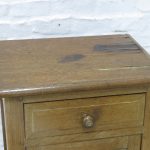 Lote: 46 - Lote: 46 - Mesa de luz de roble