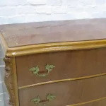 Lote: 97 - Lote: 97 - Cómoda francesa Luis XV