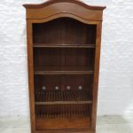 Lote: 83 - Lote: 83 - Mueble tipo ropería