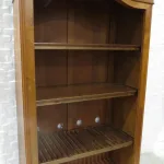 Lote: 83 - Lote: 83 - Mueble tipo ropería