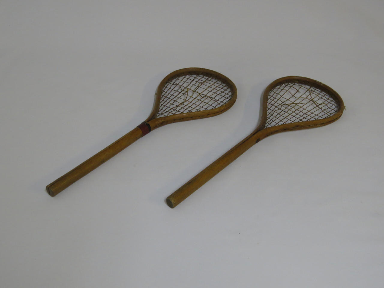 Lote: 3 - Lote: 3 - Par de raquetas antiguas