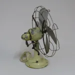 Lote: 17 - Lote: 17 - Ventilador antiguo