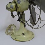 Lote: 17 - Lote: 17 - Ventilador antiguo