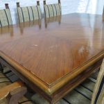 Lote: 114 - Lote: 114 - Comedor Tudor en pitiribí