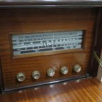 Lote: 50 - Lote: 50 - Mueble tocadisco