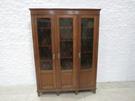 Lote: 82 - Lote: 82 - Biblioteca