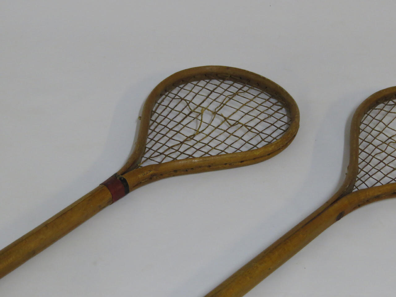 Lote: 44 - Lote: 44 - Par de raquetas antiguas