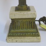 Lote: 19 - Lote: 19 - Lampara de mesa