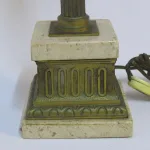 Lote: 19 - Lote: 19 - Lampara de mesa