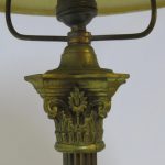 Lote: 19 - Lote: 19 - Lampara de mesa