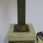 Lote: 19 - Lote: 19 - Lampara de mesa