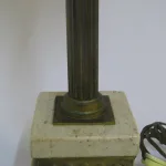 Lote: 19 - Lote: 19 - Lampara de mesa