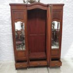 Lote: 93 - Lote: 93 - Ropero roble