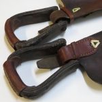 Lote: 229 - Lote: 229 - Estribos montura