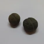 Lote: 205 - Lote: 205 - Boleadoras y puntas de flecha