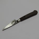 Lote: 131 - Lote: 131 - Cuchillo verijero y oficio