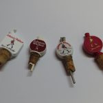 Lote: 192 - Lote: 192 - Caminante y tapones